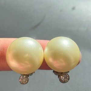 Chanel vintage XL faux pearl clip on earrings
